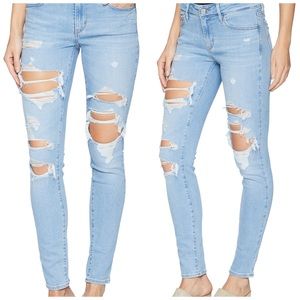 Levi 711 Distressed Skinny Jeans EUC